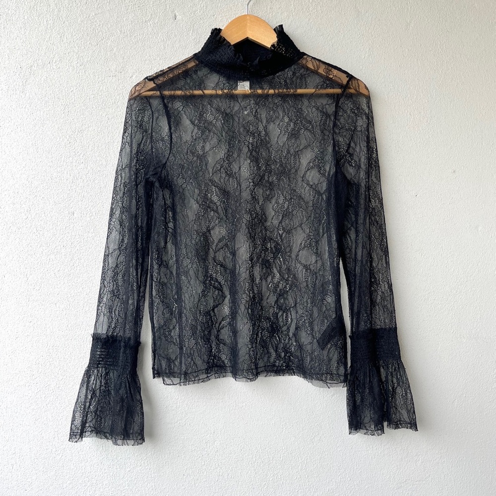 H&M | Lace Mockneck Top